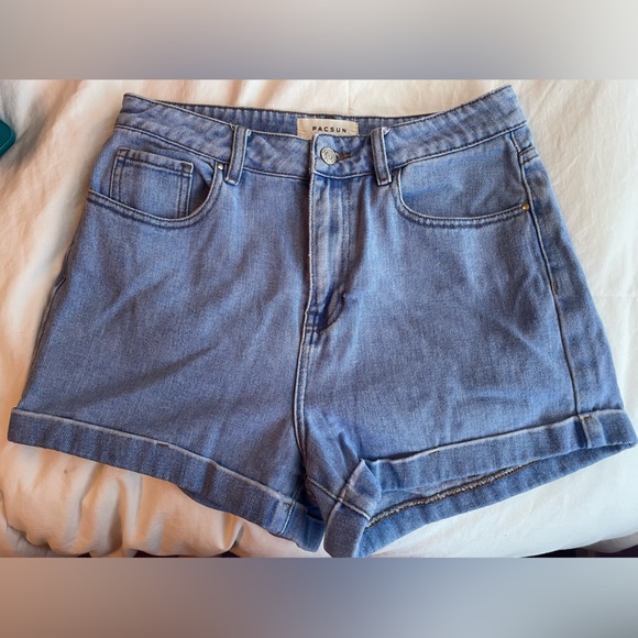 PacSun High Waisted Mom Shorts - Light denim - Picture 1 of 3